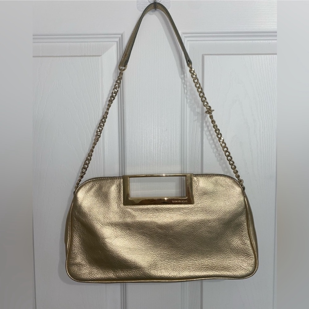 GUC Michael Kors gold metallic clutch, leather. - Picture 5 of 9